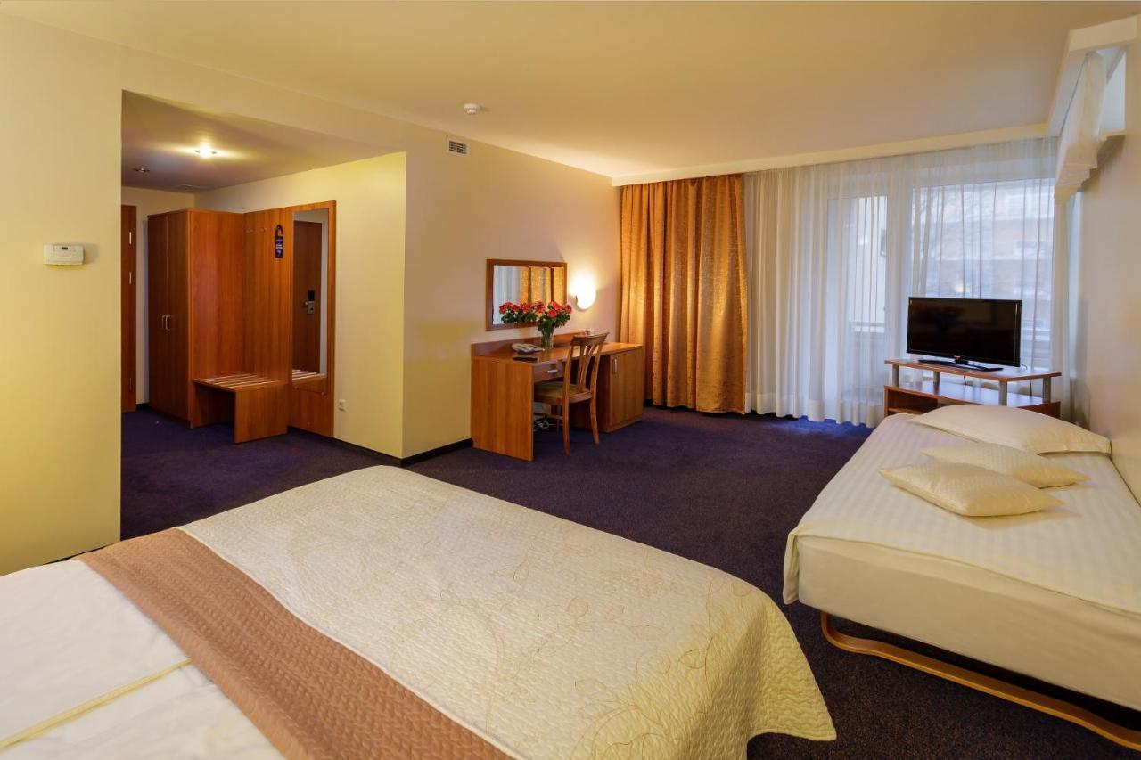 Alka Hotel Palanga Bagian luar foto
