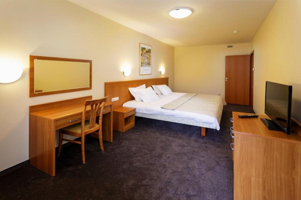 Alka Hotel Palanga Bagian luar foto