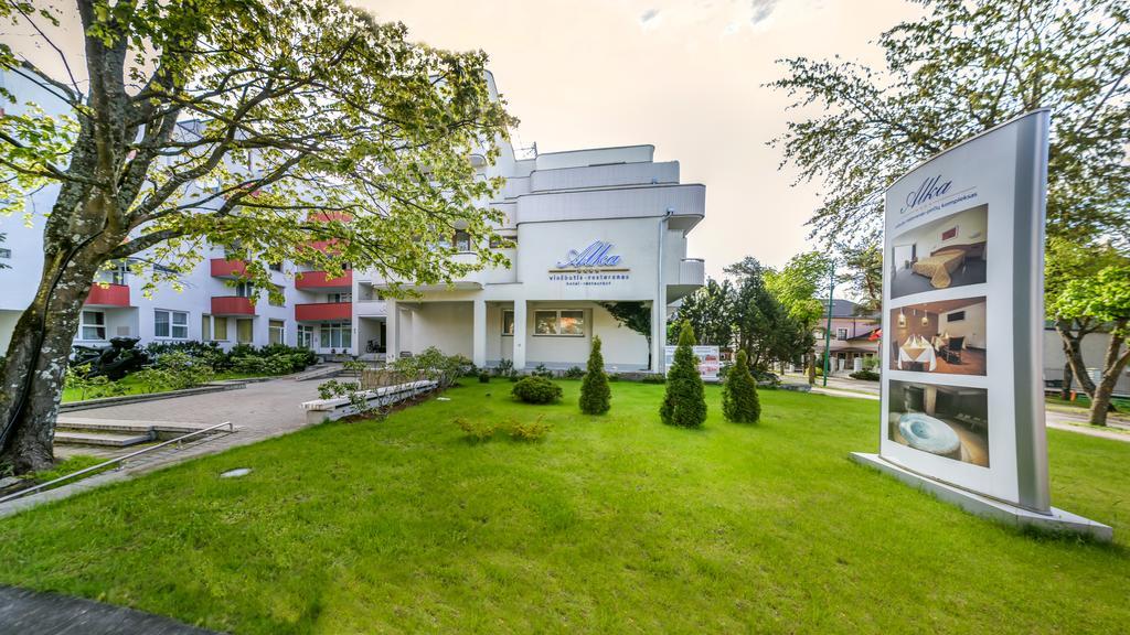 Alka Hotel Palanga Bagian luar foto