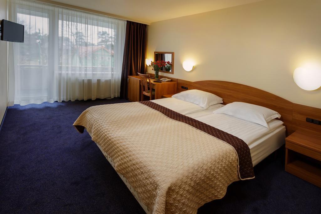 Alka Hotel Palanga Bagian luar foto