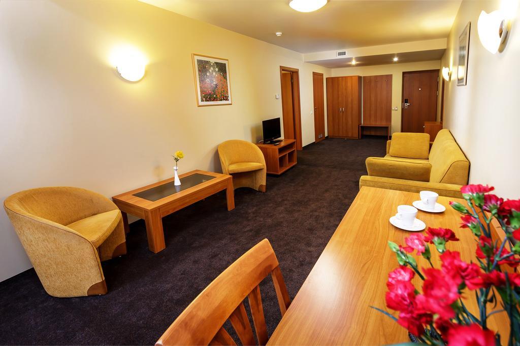 Alka Hotel Palanga Bagian luar foto